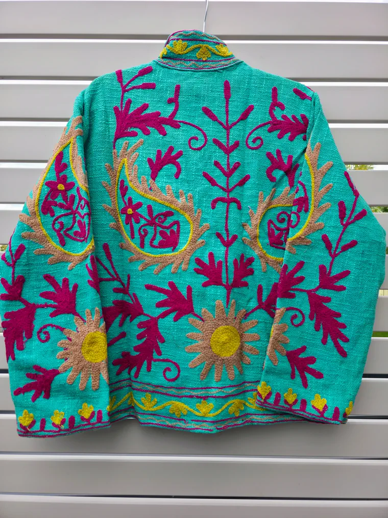 Neel Van back view